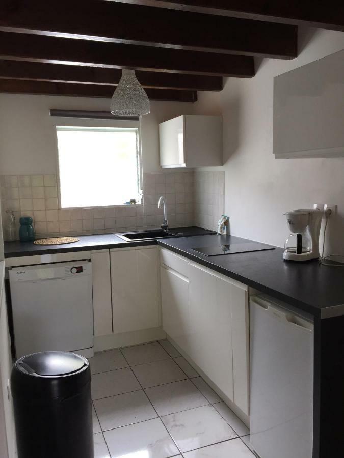 Appartement T2 tropical en bord de piscine à 100m de la mer à Le Carbet Extérieur photo